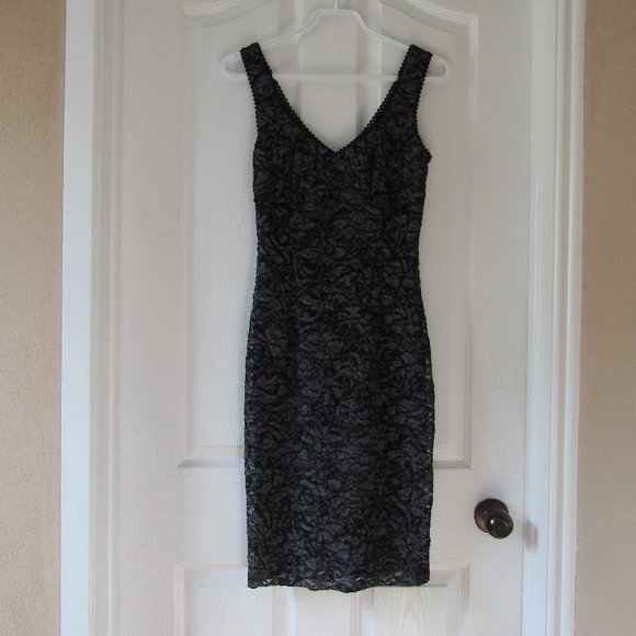 Black and Grey zip back lmini dress - Picture 1 of 7